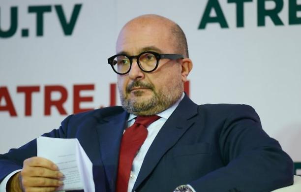 Rave party, il ministro Sangiuliano: "Un plauso a Piantedosi, ha dato una lezione a Lamorgese"
