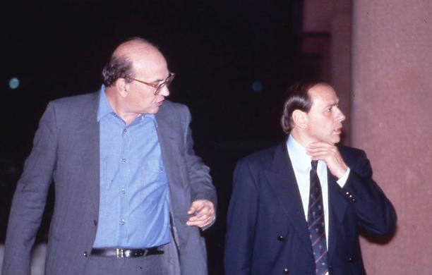 23 anni fa ad Hammamet si spegneva Bettino Craxi, il ricordo di Berlusconi e il monito l'uso politico della giustizia