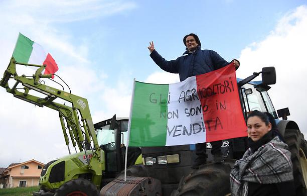 I Trattori Non Si Fermano: L'eco della Protesta Agricola a Roma