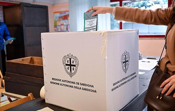 Elezioni regionali in Sardegna, aggiornamento delle 18.00: centrodestra avanti 