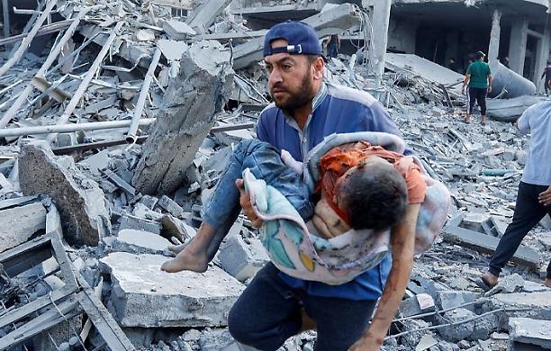 Israele fa strage di bambini anche a Rafah: 14 uccisi in un solo raid. Unicef: in 6 mesi ne sono stati sterminati 13.800