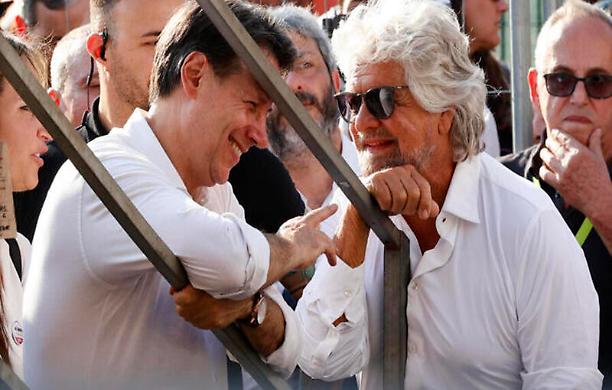 Il Movimento 5 Stelle tra rifondazione e tensioni interne: la sfida di Giuseppe Conte e Beppe Grillo