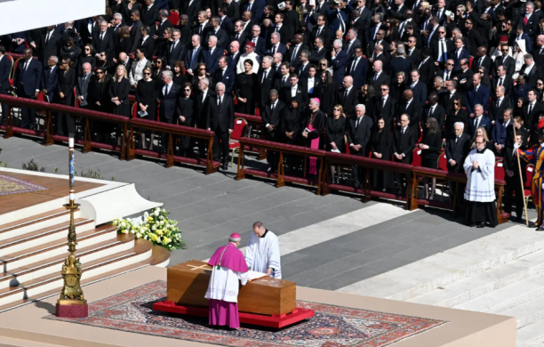 Il rito solenne di San Pietro: tra spiritualità e potere temporale