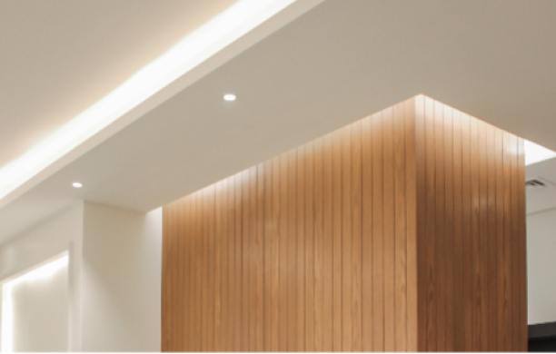 Illuminare con stile: integrare l'illuminazione in controsoffitti e pareti in cartongesso