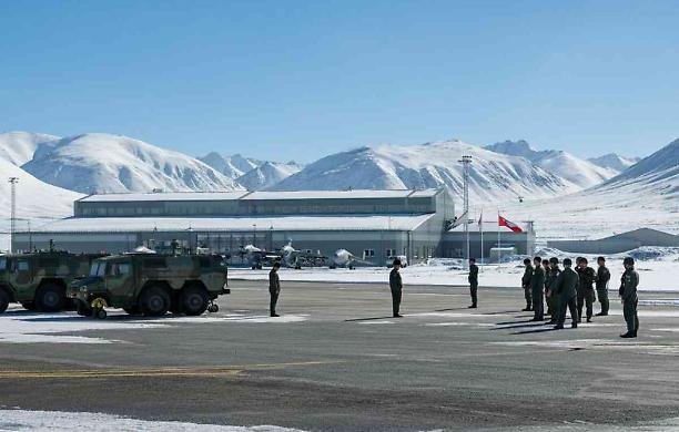Perché Putin e Trump s'incontrano ad Anchorage, base militare strategica della "Guerra Fredda"?